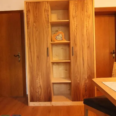 Gaestehaus Bliem Bed & Breakfast Mayrhofen