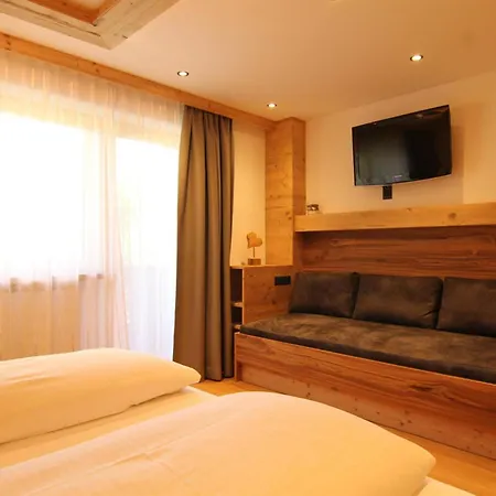 Gaestehaus Bliem Bed & Breakfast