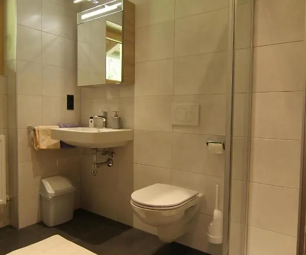 Gaestehaus Bliem Bed & Breakfast