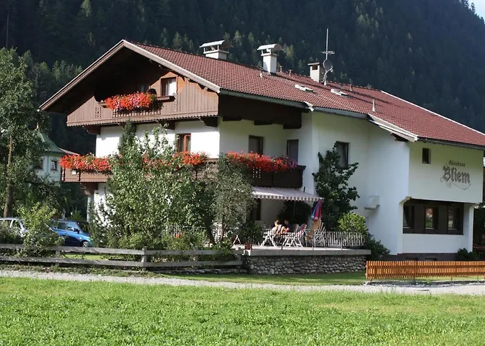 Gaestehaus Bliem Bed and breakfast Mayrhofen