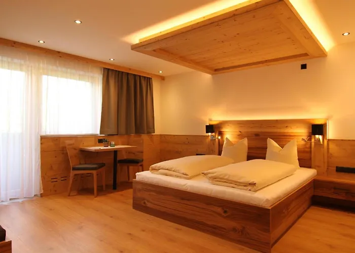 Gaestehaus Bliem Bed & Breakfast Mayrhofen